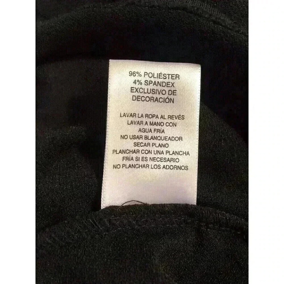 Valeria Stephen’s Womens XL Black Blouse With Pearls On Front Bell Sleeves L/S - Picture 7 of 7